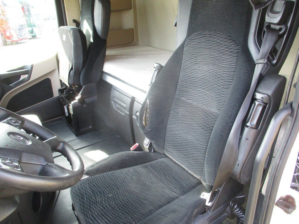Тягач Mercedes-Benz 1845 Actros EURO 6 MEGA/lowdeck: фото 12