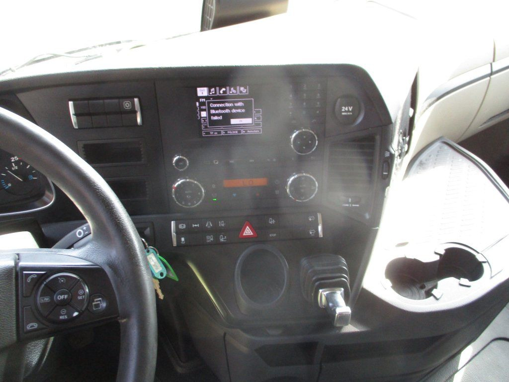 Тягач Mercedes-Benz 1845 Actros EURO 6 MEGA/lowdeck: фото 16
