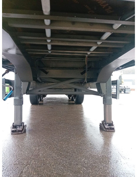 Schmitz Cargobull SCB S3T - Тентованный полуприцеп: фото 5 Schmitz Cargobull SCB S3T - Тентованный полуприцеп: фото 5