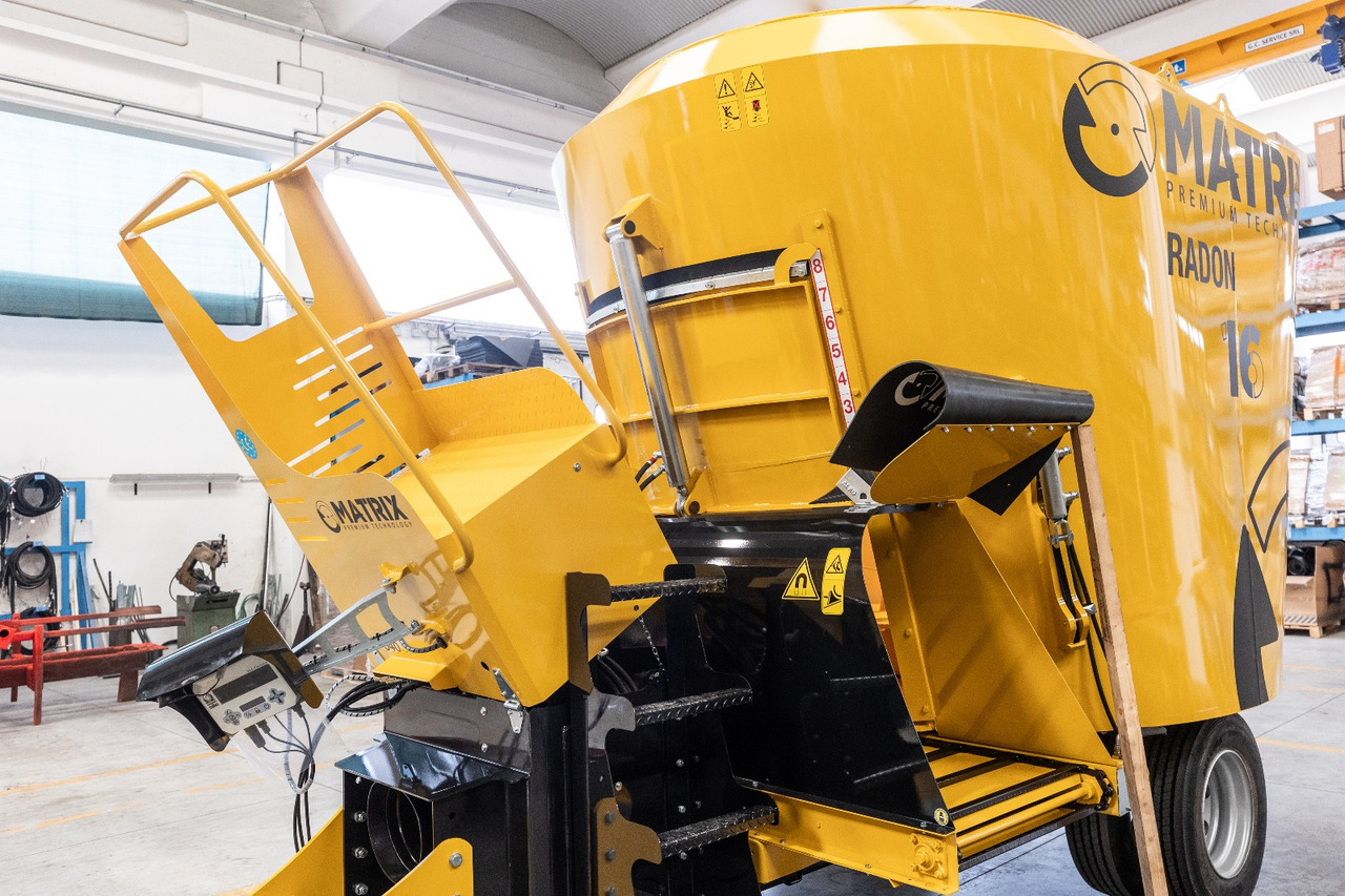 ITALMIX radon-jumbo-cube - Кормораздатчик: фото 3 ITALMIX radon-jumbo-cube - Кормораздатчик: фото 3