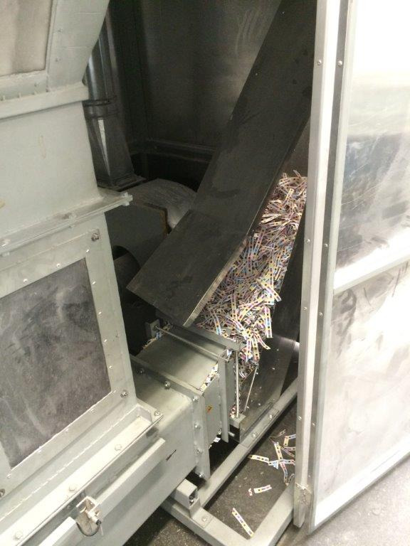 Artecc AK 25 chip & strip cutout extractor with press - Фальцовщик: фото 2 Artecc AK 25 chip & strip cutout extractor with press - Фальцовщик: фото 2