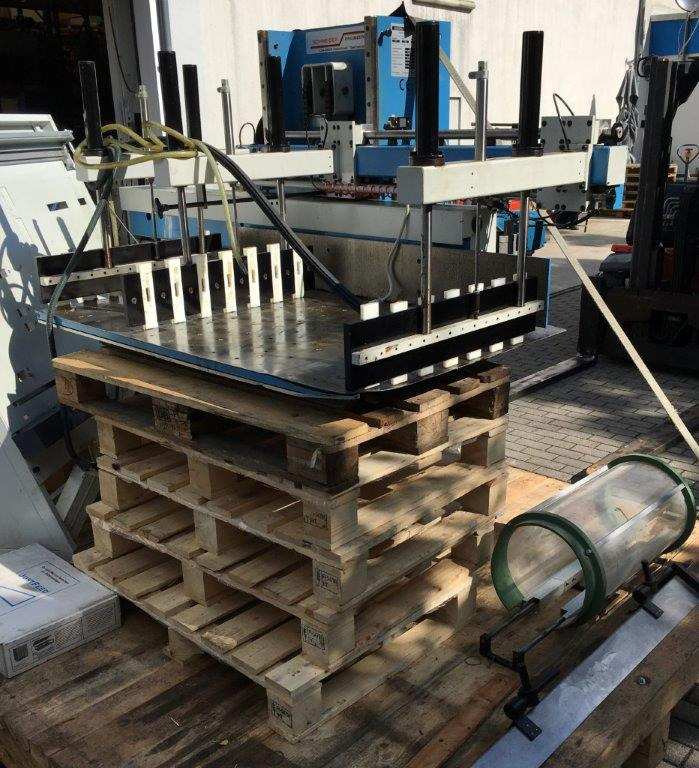 Schneider Enginneering Stacker (Transomat) Model 1058 - Бумагорезательная машина: фото 1 Schneider Enginneering Stacker (Transomat) Model 1058 - Бумагорезательная машина: фото 1