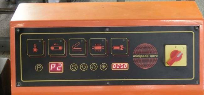 Torre Minipack FM 76 A Digit Semi Automatic Hood Shrinker - Упаковочное оборудование: фото 2 Torre Minipack FM 76 A Digit Semi Automatic Hood Shrinker - Упаковочное оборудование: фото 2
