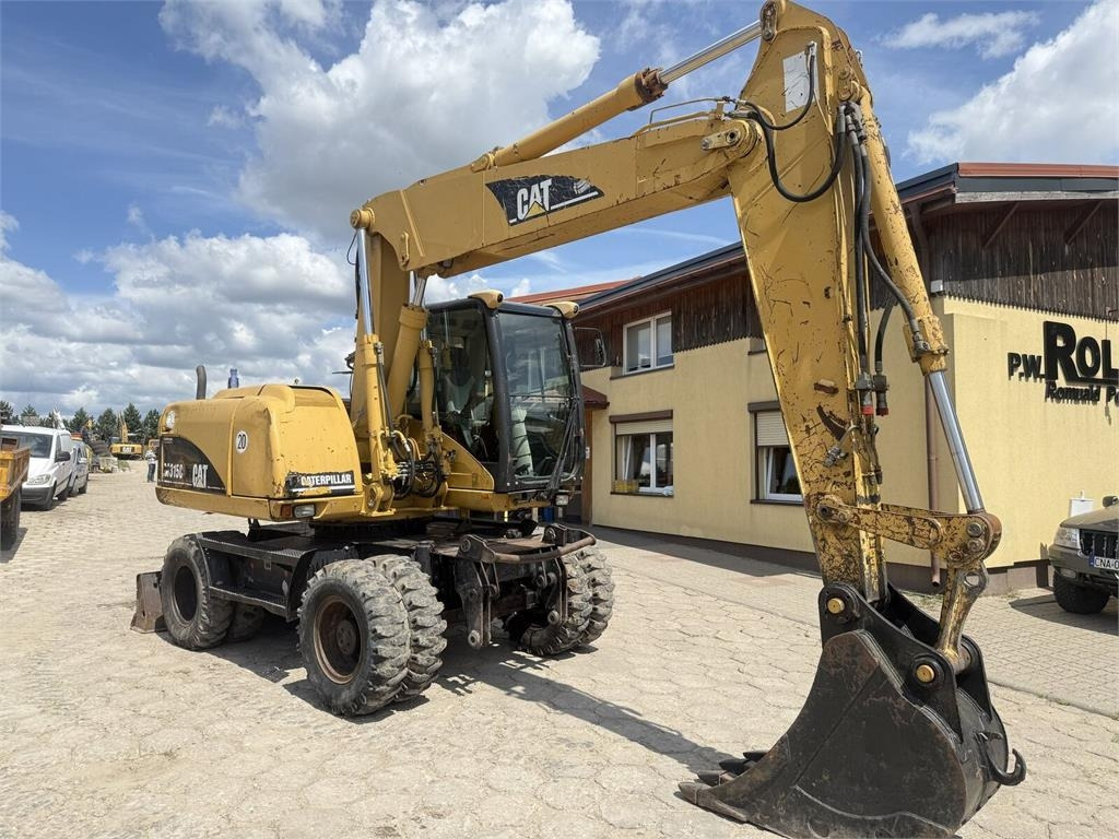 CAT M315C - Колёсный экскаватор: фото 4 CAT M315C - Колёсный экскаватор: фото 4