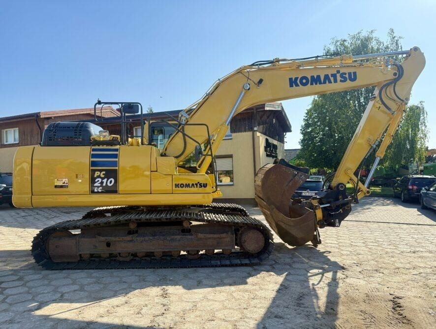 Komatsu PC210LC-11 - Гусеничный экскаватор: фото 5 Komatsu PC210LC-11 - Гусеничный экскаватор: фото 5