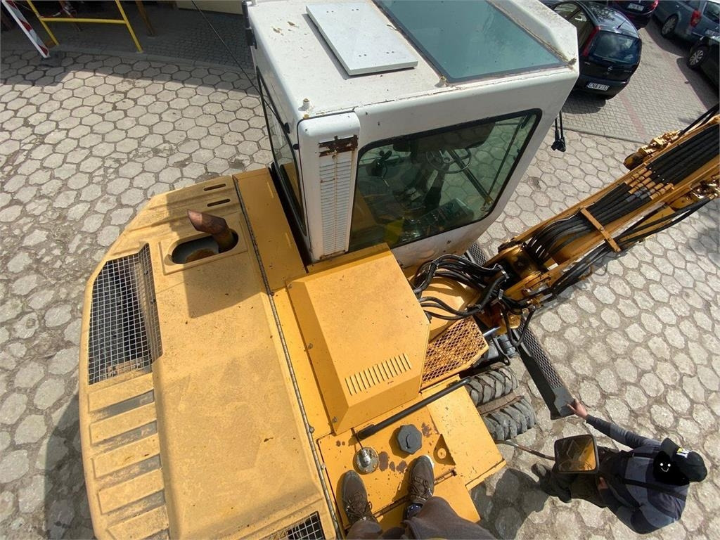 Колёсный экскаватор Liebherr A310B: фото 12 Колёсный экскаватор Liebherr A310B: фото 12