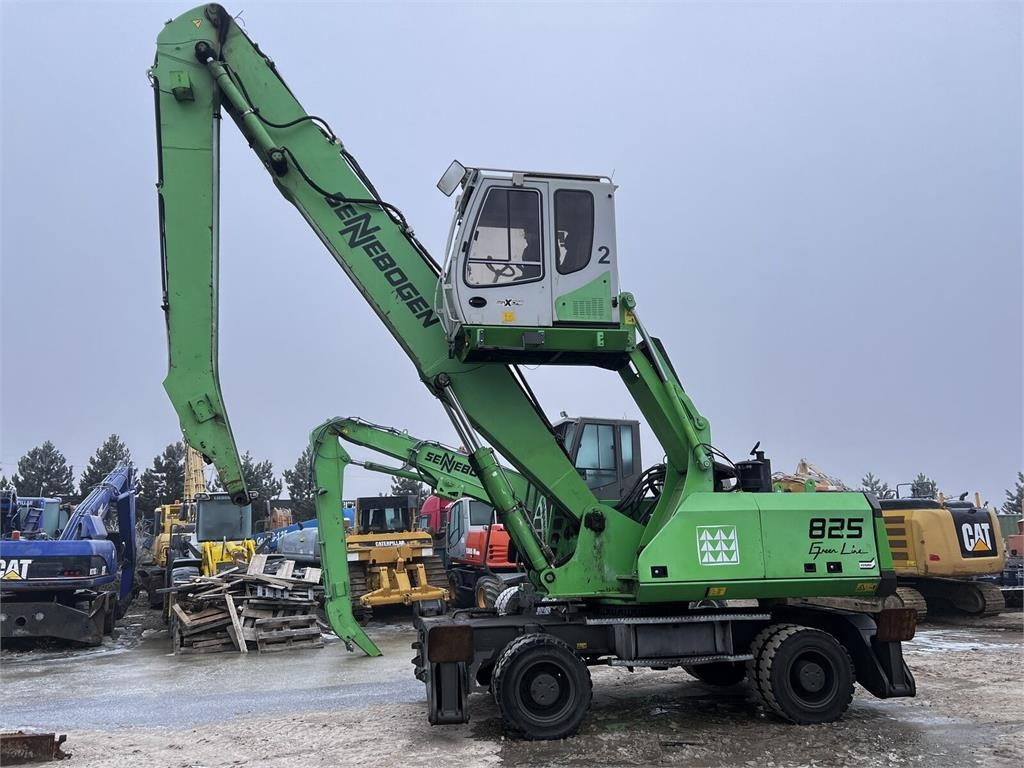 Sennebogen 825 - Перегружатель: фото 2 Sennebogen 825 - Перегружатель: фото 2