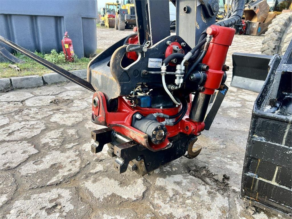 Колёсный экскаватор Terex TW70: фото 13 Колёсный экскаватор Terex TW70: фото 13