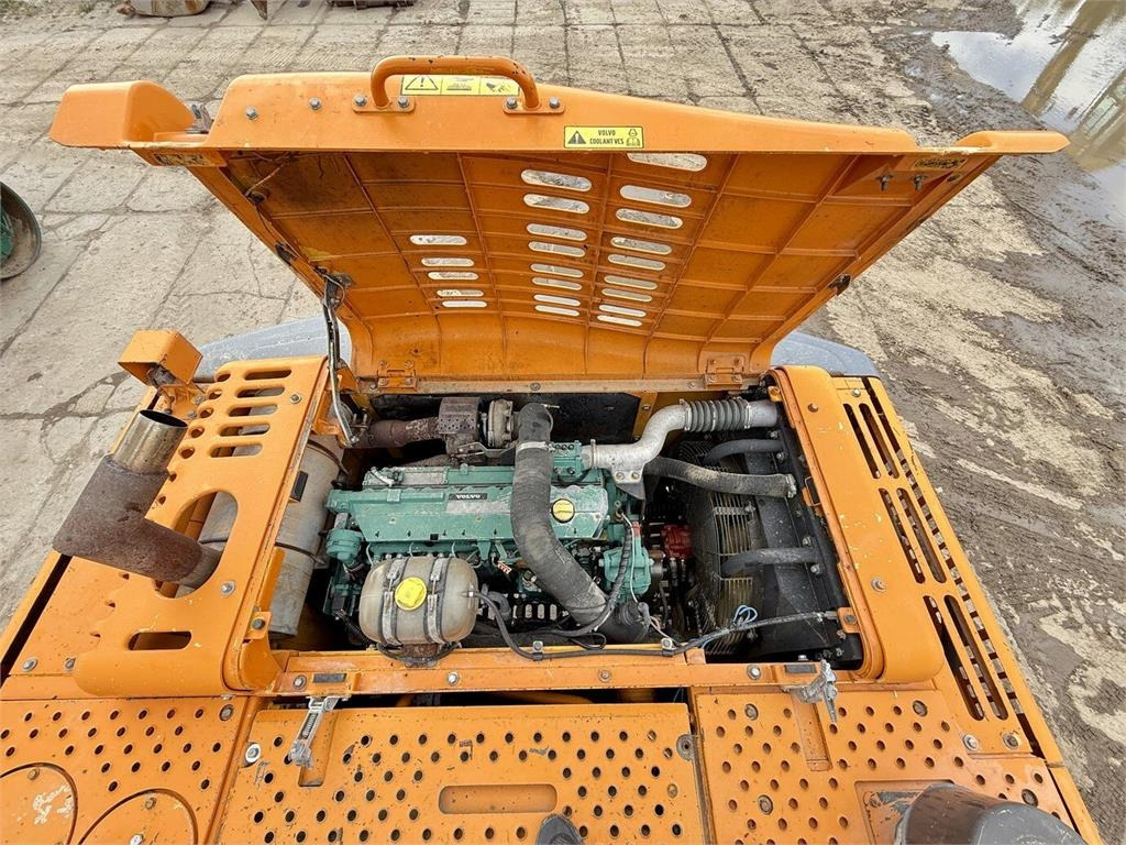 Volvo EC290CL - Гусеничный экскаватор: фото 4 Volvo EC290CL - Гусеничный экскаватор: фото 4