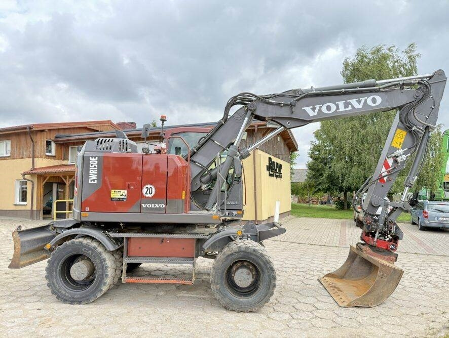 Volvo EWR150E - Колёсный экскаватор: фото 4 Volvo EWR150E - Колёсный экскаватор: фото 4