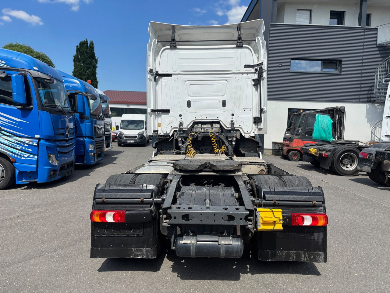 Mercedes-Benz Actros 1840 Kein 1842 1845 Retarder Blatt-Luft - Тягач: фото 4 Mercedes-Benz Actros 1840 Kein 1842 1845 Retarder Blatt-Luft - Тягач: фото 4