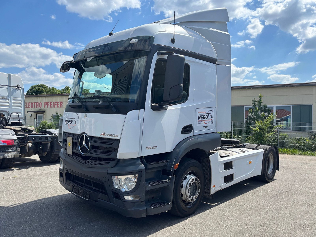 Mercedes-Benz Actros 1840 Kein 1842 1845 Retarder Blatt-Luft - Тягач: фото 1 Mercedes-Benz Actros 1840 Kein 1842 1845 Retarder Blatt-Luft - Тягач: фото 1