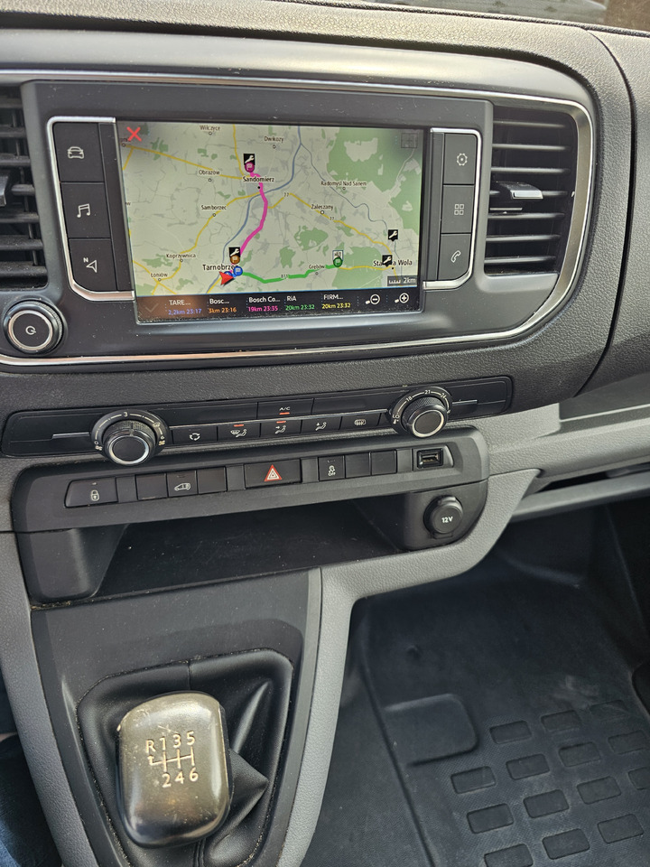 PEUGEOT Expert CHLODNIA CARRIER KLIMA EURO6 - Малотоннажный рефрижератор: фото 5 PEUGEOT Expert CHLODNIA CARRIER KLIMA EURO6 - Малотоннажный рефрижератор: фото 5