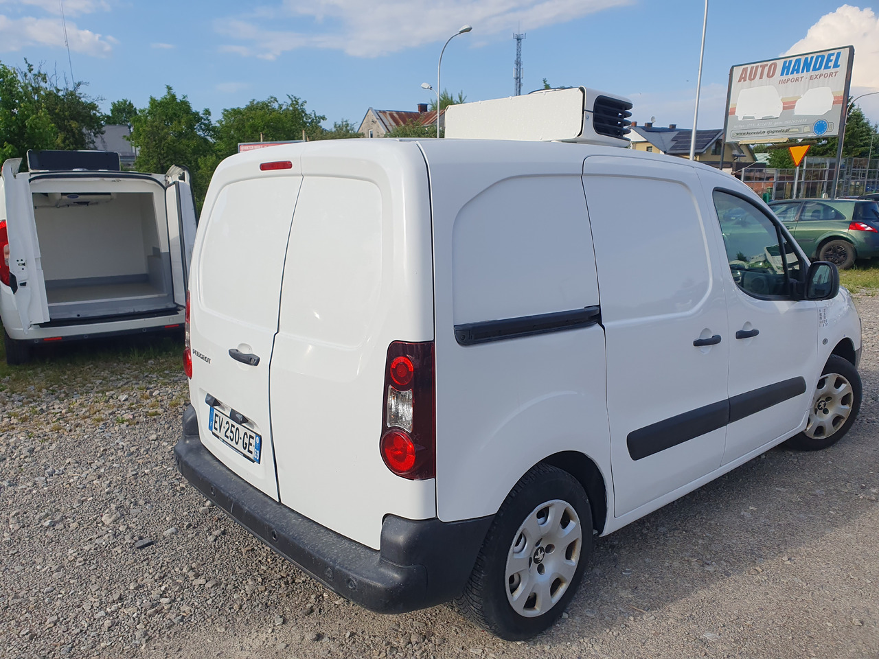 Малотоннажный рефрижератор PEUGEOT PARTNER LONG CHLODNIA MROZNIA CARRIER  KLIMA NAVI   EURO6: фото 10