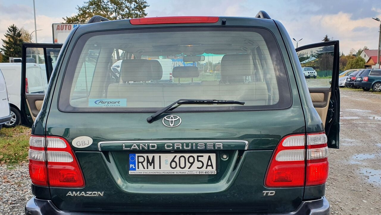 Toyota LAND CRUISER 100 4,2 TD KLIMA 7 OSOB - Легковой автомобиль: фото 5 Toyota LAND CRUISER 100 4,2 TD KLIMA 7 OSOB - Легковой автомобиль: фото 5