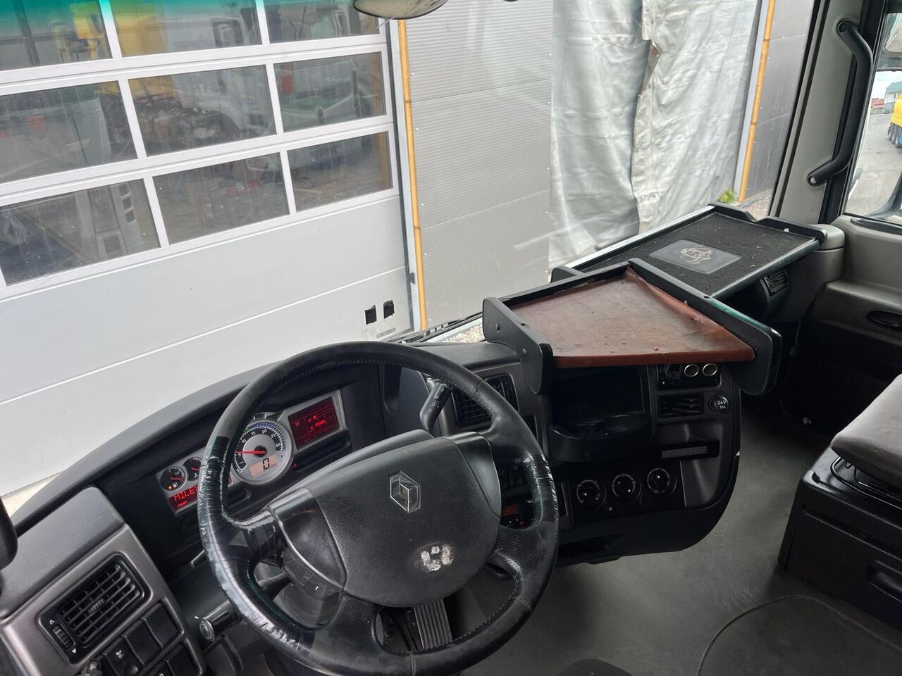RENAULT MAGNUM 500 KLIMA WEBASTO - Тягач: фото 3 RENAULT MAGNUM 500 KLIMA WEBASTO - Тягач: фото 3