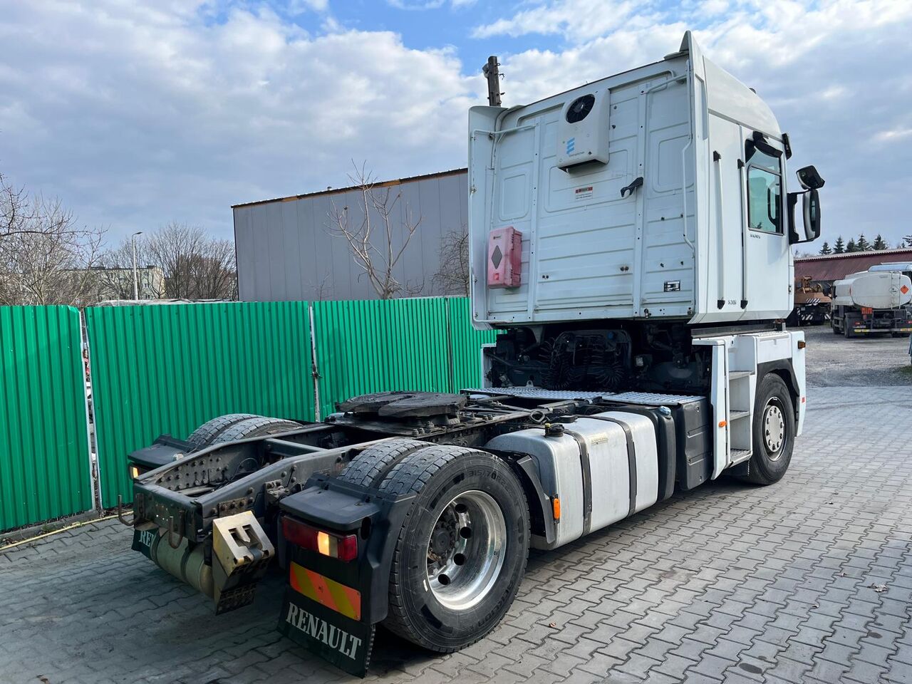 RENAULT MAGNUM 520 AUTOMAT KLIMA WEBASTO - Тягач: фото 2 RENAULT MAGNUM 520 AUTOMAT KLIMA WEBASTO - Тягач: фото 2