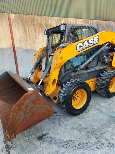 2014 CASE SV300 - Мини-погрузчик с бортовым поворотом: фото 3 2014 CASE SV300 - Мини-погрузчик с бортовым поворотом: фото 3