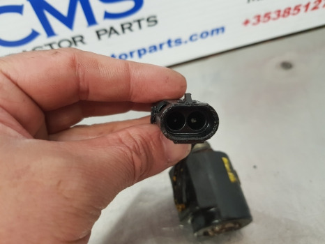 Case Maxxum 5140, Case 5000, Magnum Series, Solenoid Valve 110415a1 - Сенсор: фото 5 Case Maxxum 5140, Case 5000, Magnum Series, Solenoid Valve 110415a1 - Сенсор: фото 5