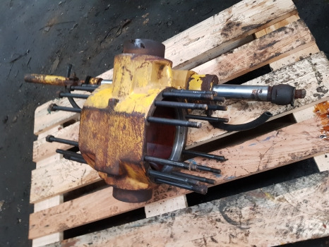 Caterpillar Th62, Clark Hurth, Manitou Front Axle Centre Housing, Steering Ram - Передняя ось: фото 4 Caterpillar Th62, Clark Hurth, Manitou Front Axle Centre Housing, Steering Ram - Передняя ось: фото 4