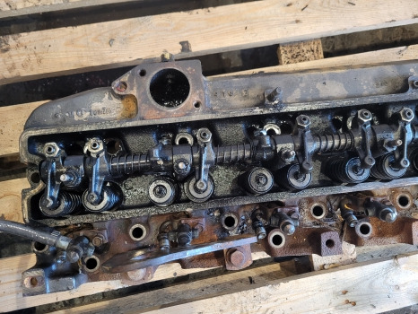 Claas Ares 656 John Deere 6810 Engine Cylinder Head R121608, 6005021490, Re57489 - Головка блока: фото 3 Claas Ares 656 John Deere 6810 Engine Cylinder Head R121608, 6005021490, Re57489 - Головка блока: фото 3