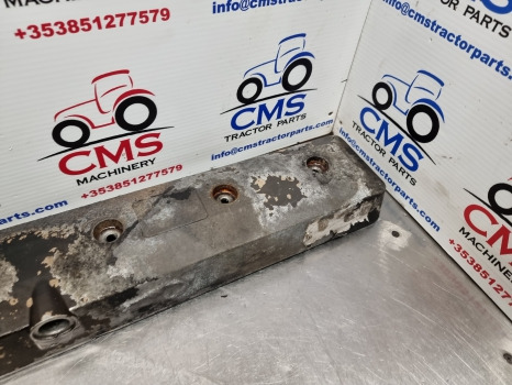 Claas Ares 656rc, Jd6068 Engine Valve Cover R121453, R135388, R135360 - Головка блока: фото 4 Claas Ares 656rc, Jd6068 Engine Valve Cover R121453, R135388, R135360 - Головка блока: фото 4