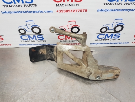 Claas Arion 530, 500, Cmatic,hexashift Alternator Support 0022356030, 0021608072 - Генератор для Тракторов: фото 3 Claas Arion 530, 500, Cmatic,hexashift Alternator Support 0022356030, 0021608072 - Генератор для Тракторов: фото 3