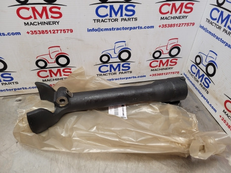 Claas, Case, Mccormick, Landini Shaft Cover Protective Shield 406853a1, 3665691m1, 6000104497 - Передняя ось: фото 1 Claas, Case, Mccormick, Landini Shaft Cover Protective Shield 406853a1, 3665691m1, 6000104497 - Передняя ось: фото 1