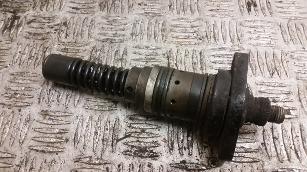 Deutz Agrotron 100, 120, 135, 150, 160, 175, 195, 200 Mk3 Injector Pump 02111335 - Распределитель впрыска: фото 3 Deutz Agrotron 100, 120, 135, 150, 160, 175, 195, 200 Mk3 Injector Pump 02111335 - Распределитель впрыска: фото 3
