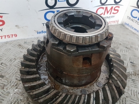 Fermec Terex Rear Axle Differential Complete 3772243m91, 882783m92, 893223m2 - Дифференциал для Экскаваторов-погрузчиков: фото 3 Fermec Terex Rear Axle Differential Complete 3772243m91, 882783m92, 893223m2 - Дифференциал для Экскаваторов-погрузчиков: фото 3