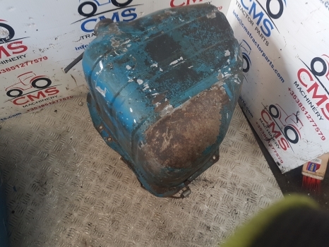 Ford 4000,  4600 Fuel Tank 83935630, E2nn9002ba, E3nn9002kb - Топливный бак для Тракторов: фото 2 Ford 4000,  4600 Fuel Tank 83935630, E2nn9002ba, E3nn9002kb - Топливный бак для Тракторов: фото 2