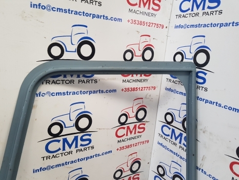 Ford 4000, 5000, 6000, 7000 Cab Door Frame Rhs - Дверь и запчасти для Тракторов: фото 2 Ford 4000, 5000, 6000, 7000 Cab Door Frame Rhs - Дверь и запчасти для Тракторов: фото 2