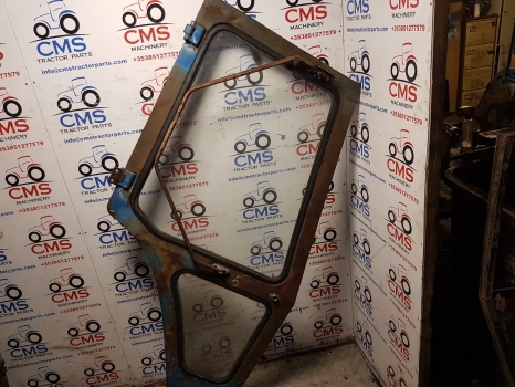 Ford 4600, 7710, 6600 Tw20, Tw20 Q Cab Door Right Assembly D8nn9420124bc - Дверь и запчасти для Тракторов: фото 1 Ford 4600, 7710, 6600 Tw20, Tw20 Q Cab Door Right Assembly D8nn9420124bc - Дверь и запчасти для Тракторов: фото 1