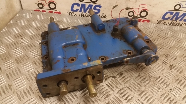 Ford 4630, 30 Series Transmission Gearbox Top Cover Control K3660721251 - Коробка передач и запчасти для Тракторов: фото 3 Ford 4630, 30 Series Transmission Gearbox Top Cover Control K3660721251 - Коробка передач и запчасти для Тракторов: фото 3