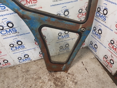 Ford 7600, 7710, 6600 Tw10, Tw20 Q Cab Door Right Assembly Rusty D8nn9420124bc - Дверь и запчасти для Тракторов: фото 2 Ford 7600, 7710, 6600 Tw10, Tw20 Q Cab Door Right Assembly Rusty D8nn9420124bc - Дверь и запчасти для Тракторов: фото 2