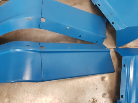 Крыло Ford 7840, 6640, 40 Series, Cab Mudguard Kit 82003109, 82003110, 82003107: фото 9