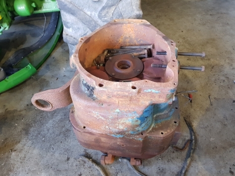 Ford 8530, 8630, 8730, 8830 Transmission Housing Powershift 81867871, F0nn7003ba - Коробка передач для Тракторов: фото 3 Ford 8530, 8630, 8730, 8830 Transmission Housing Powershift 81867871, F0nn7003ba - Коробка передач для Тракторов: фото 3