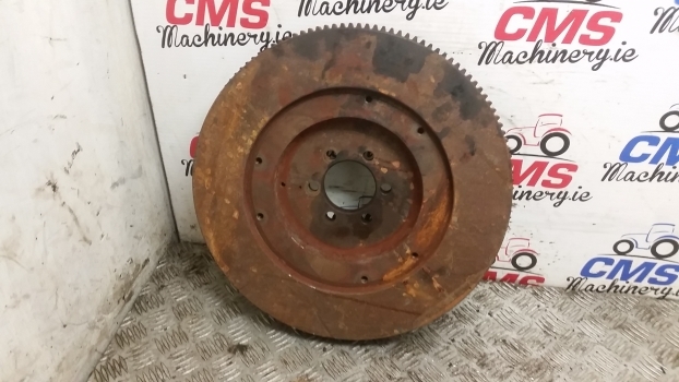 Ford New Holland 40, Ts, 7840 Engine Flywheel Assembly E9nn6375cb, 81866593 - Маховик для Тракторов: фото 2 Ford New Holland 40, Ts, 7840 Engine Flywheel Assembly E9nn6375cb, 81866593 - Маховик для Тракторов: фото 2