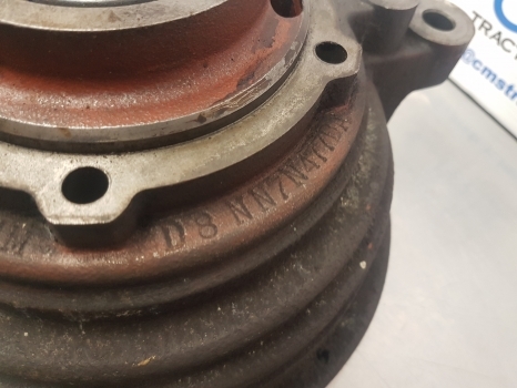 Ford Tw 20 Transmission Housing D8nn7n477ca, D2nn7n477d, 83919106, D8nn7n477da - Коробка передач для Тракторов: фото 3 Ford Tw 20 Transmission Housing D8nn7n477ca, D2nn7n477d, 83919106, D8nn7n477da - Коробка передач для Тракторов: фото 3