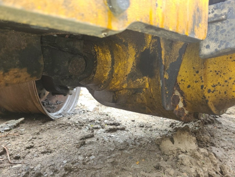 Jcb 533-105, 530, 540 Front Axle Differential Unit Complete 18.16:1, 453/3338 - Передняя ось для Сельскохозяйственной техники: фото 1 Jcb 533-105, 530, 540 Front Axle Differential Unit Complete 18.16:1, 453/3338 - Передняя ось для Сельскохозяйственной техники: фото 1