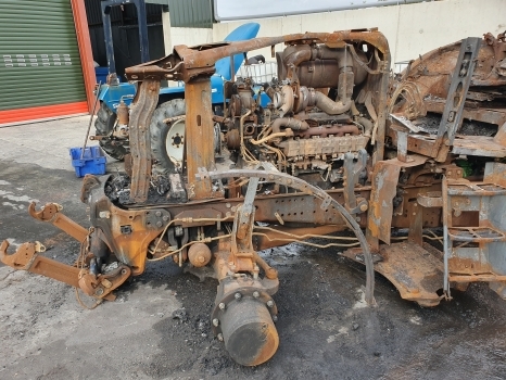 John Deere 6215r Engine, Transmission, Front, Back Axle Pto, Hydraulic, Parts - Трактор: фото 2 John Deere 6215r Engine, Transmission, Front, Back Axle Pto, Hydraulic, Parts - Трактор: фото 2