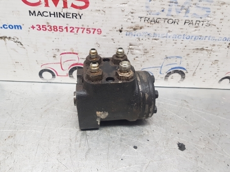 Massey Ferguson 30e Danfoss Orbital Steering Motor C100on, 150n1233 - Рулевое управление для Тракторов: фото 5 Massey Ferguson 30e Danfoss Orbital Steering Motor C100on, 150n1233 - Рулевое управление для Тракторов: фото 5