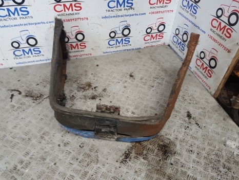 New Holland Lm435a, Lm415a, Lm445a, Lm425a Grill, Grille, Bonnet Lock 85825742 - Решётка радиатора для Телескопических погрузчиков: фото 1 New Holland Lm435a, Lm415a, Lm445a, Lm425a Grill, Grille, Bonnet Lock 85825742 - Решётка радиатора для Телескопических погрузчиков: фото 1