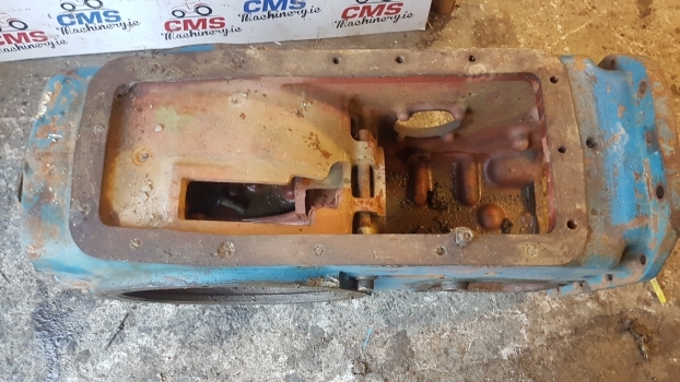 Old Stock Old Stock Transmission Backend Housing E2nn4024ce - Трансмиссия для Тракторов: фото 2 Old Stock Old Stock Transmission Backend Housing E2nn4024ce - Трансмиссия для Тракторов: фото 2