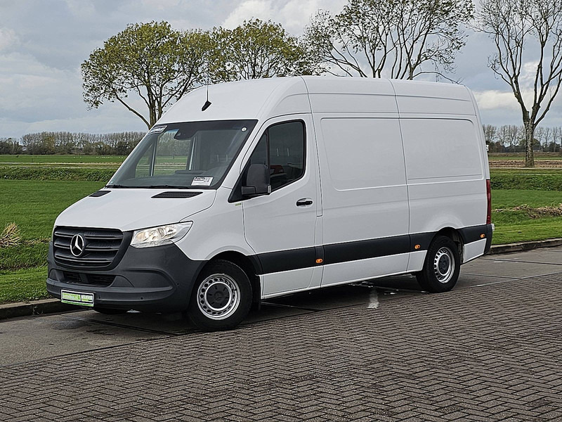 Mercedes-Benz Sprinter 314 L2H2 RWD Mbux! - Цельнометаллический фургон: фото 2 Mercedes-Benz Sprinter 314 L2H2 RWD Mbux! - Цельнометаллический фургон: фото 2