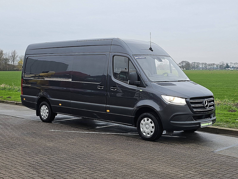 Mercedes-Benz Sprinter 315 L3H2 Mbux + Navi AC! - Цельнометаллический фургон: фото 4 Mercedes-Benz Sprinter 315 L3H2 Mbux + Navi AC! - Цельнометаллический фургон: фото 4