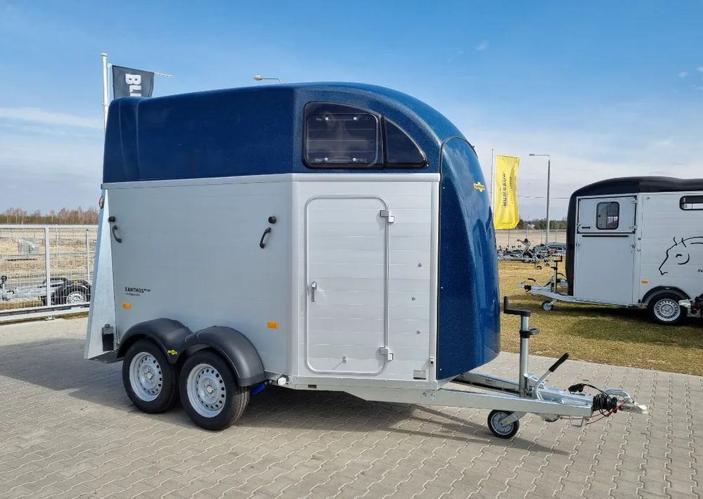 HUMBAUR Xanthos Aero 2400 - przyczepa dla dwóch koni, siodlarnia - Прицеп-коневоз: фото 1 HUMBAUR Xanthos Aero 2400 - przyczepa dla dwóch koni, siodlarnia - Прицеп-коневоз: фото 1