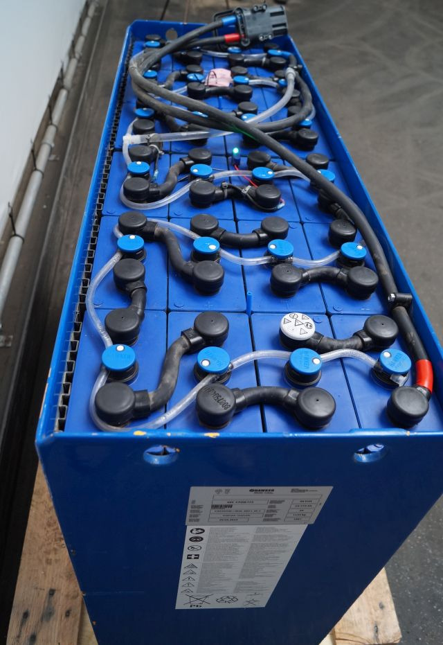 Hawker unknown | Battery 48V775Ah 48 5 PZMM775 Year 2023 weight 1132 kg sn. 8087 - Аккумулятор для Погрузочно-разгрузочной техники: фото 2 Hawker unknown | Battery 48V775Ah 48 5 PZMM775 Year 2023 weight 1132 kg sn. 8087 - Аккумулятор для Погрузочно-разгрузочной техники: фото 2