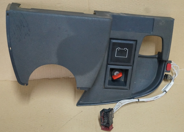 Jungheinrich 51212750 | Dashboard including ignition switch and LED battery indi - Приборная панель для Погрузочно-разгрузочной техники: фото 1 Jungheinrich 51212750 | Dashboard including ignition switch and LED battery indi - Приборная панель для Погрузочно-разгрузочной техники: фото 1