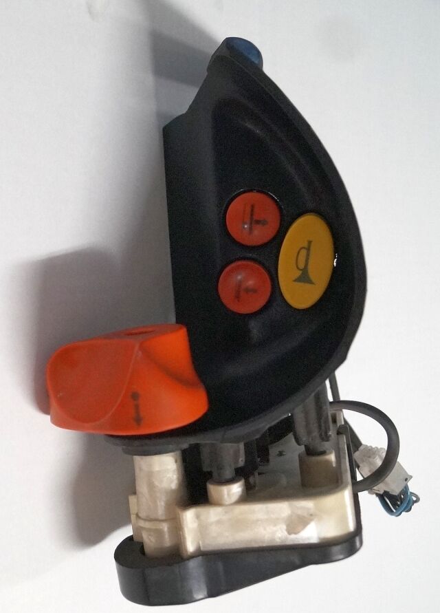 Linde 1443605100 | Rijschakelaar Control handle Control module - Подрулевой переключатель для Погрузочно-разгрузочной техники: фото 2 Linde 1443605100 | Rijschakelaar Control handle Control module - Подрулевой переключатель для Погрузочно-разгрузочной техники: фото 2